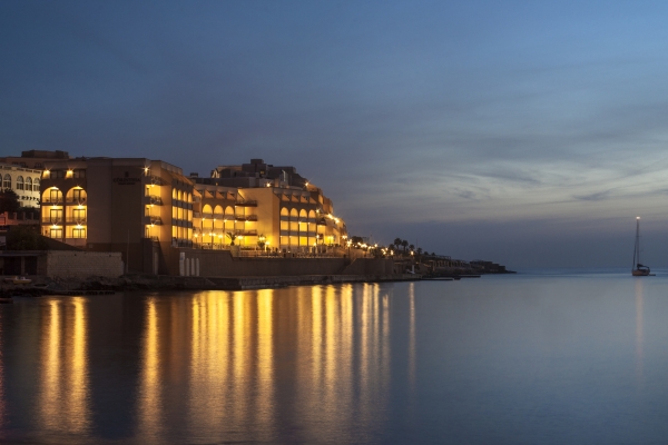 Marina Hotel Corinthia Beach Resort (San Ġiljan)